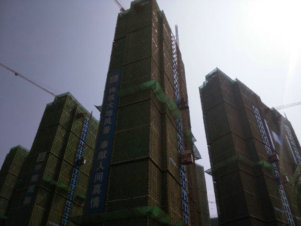 新洪城大市场